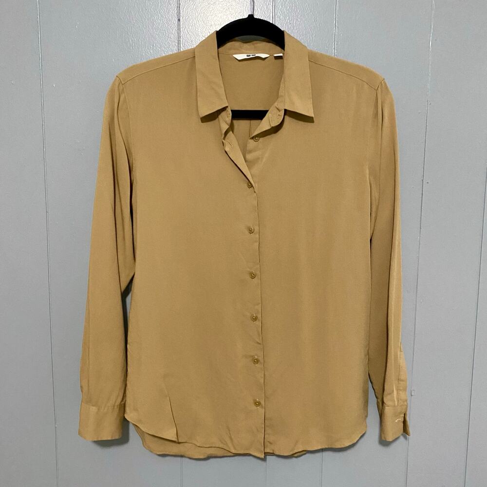 Uniqlo Women's Tan Button-up Long Sleeve Classic Office Minimalist Shirt S